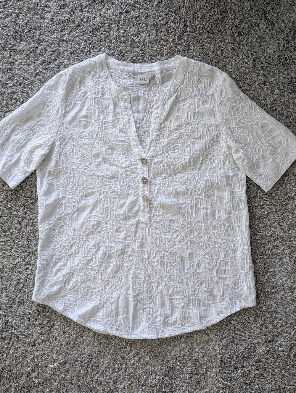 Focus white embroidered 100% cotton women's top